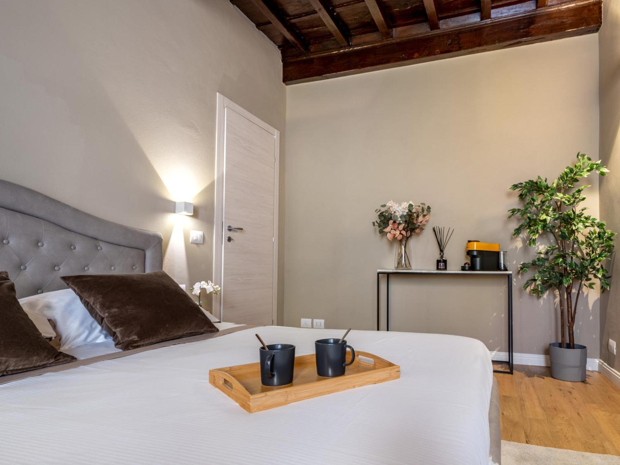 Santa Croce Luxury Suite - Dolcevita Holiday Florence Buitenkant foto