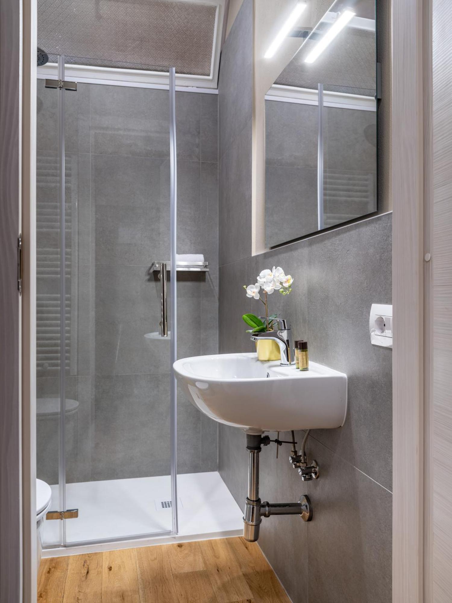 Santa Croce Luxury Suite - Dolcevita Holiday Florence Buitenkant foto