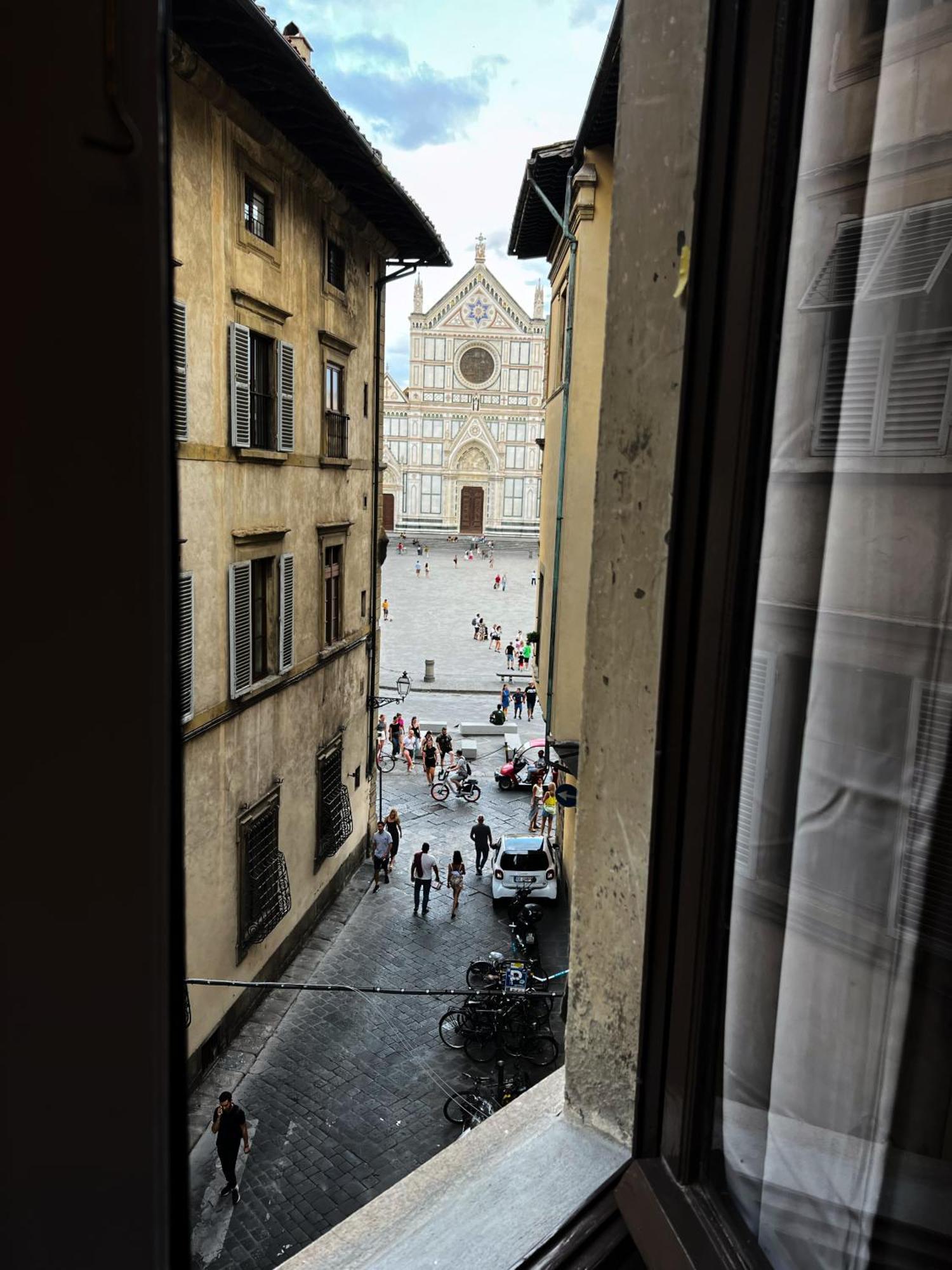 Santa Croce Luxury Suite - Dolcevita Holiday Florence Buitenkant foto